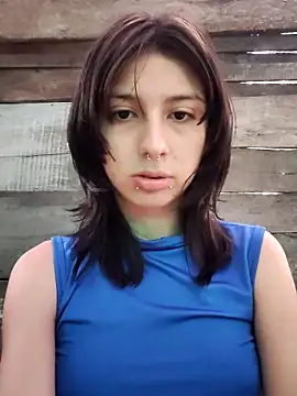 Snapshot of Maiden-Hot chatting on 03/07/25, 01:18 Maiden-Hot online show from 03/07/25, 01:18