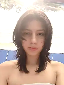 Snapshot of Maiden-Hot chatting on 03/15/25, 03:48 Maiden-Hot online show from 03/15/25, 03:48