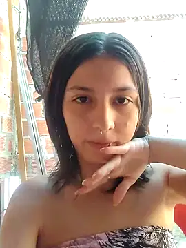 Snapshot of Maiden-Hot chatting on 09/18/25, 06:54 Maiden-Hot online show from 09/18/25, 06:54