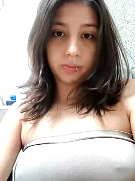 Maiden-Hot online show from 03/10/26, 07:19