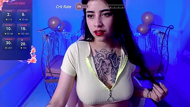 Snapshot of Adri_Gomez_ chatting on 03/14/25, 03:48 Adri Gomez online show from 03/14/25, 03:48