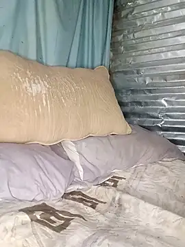 Snapshot of Velvet69 chatting on 09/25/25, 11:41 Velvet69 online show from 09/25/25, 11:41