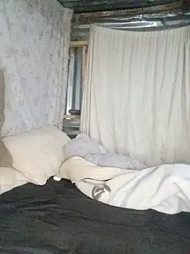 Snapshot of Velvet69 chatting on 11/14/25, 02:21 Velvet69 online show from 11/14/25, 02:21