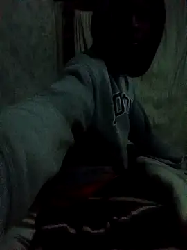 Snapshot of Velvet69 chatting on 11/24/25, 11:48 Velvet69 online show from 11/24/25, 11:48