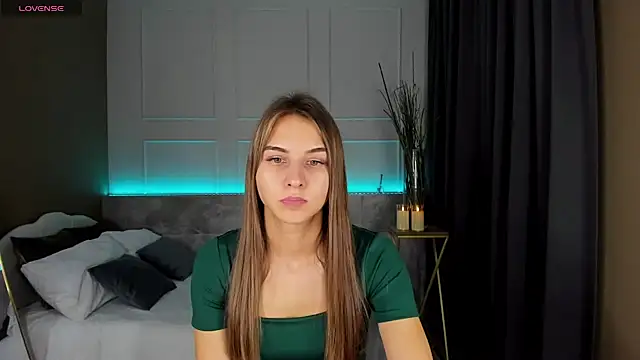 Snapshot of CharmBianca chatting on 01/31/25, 09:27 CharmBianca online show from 01/31/25, 09:27