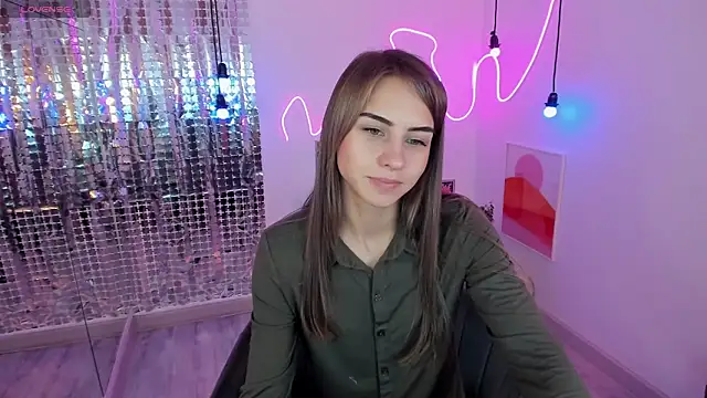 Snapshot of CharmBianca chatting on 02/09/25, 05:19 CharmBianca online show from 02/09/25, 05:19