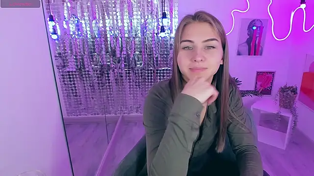 Snapshot of CharmBianca chatting on 02/12/25, 08:27 CharmBianca online show from 02/12/25, 08:27