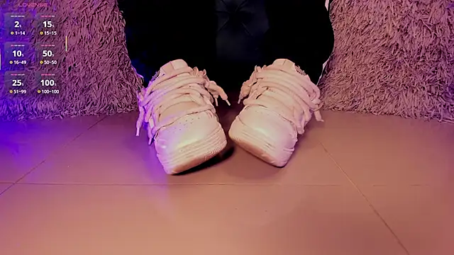 Snapshot of aleya_bliss chatting on 11/20/25, 03:07 aleya bliss online show from 11/20/25, 03:07