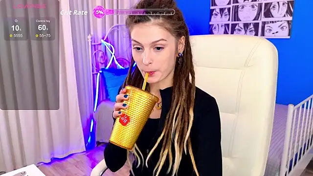 Snapshot of AnTikaMy chatting on 11/28/25, 08:33 AnTikaMy online show from 11/28/25, 08:33