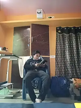 bigcock thick online show from 01/11/26, 04:23