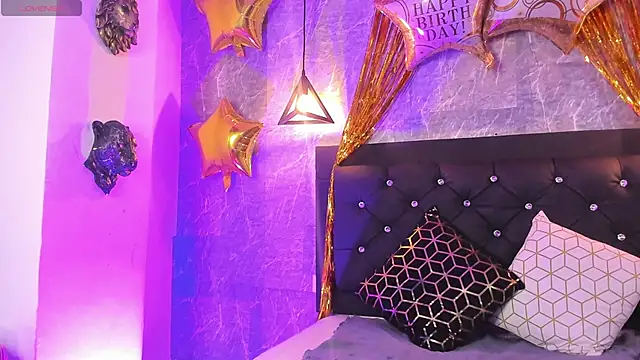 Snapshot of emberhodson chatting on 10/09/25, 11:30 emberhodson online show from 10/09/25, 11:30