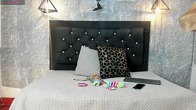 emberhodson online show from 11/05/25, 12:38