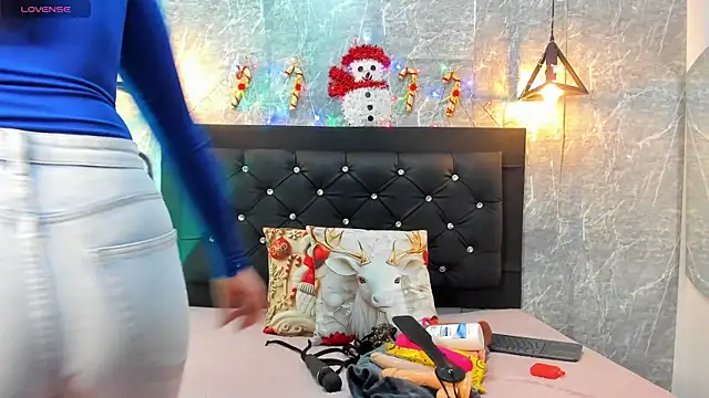 emberhodson online show from 12/05/25, 11:41