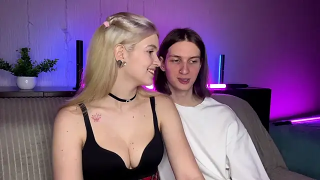 Snapshot of amandatalk chatting on 03/16/25, 05:14 amandatalk online show from 03/16/25, 05:14