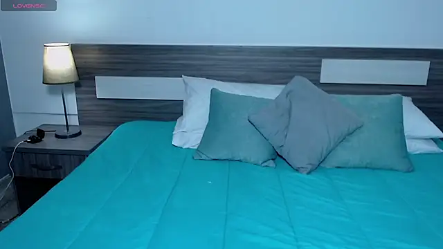 Liiamthompson online show from 02/25/26, 07:12