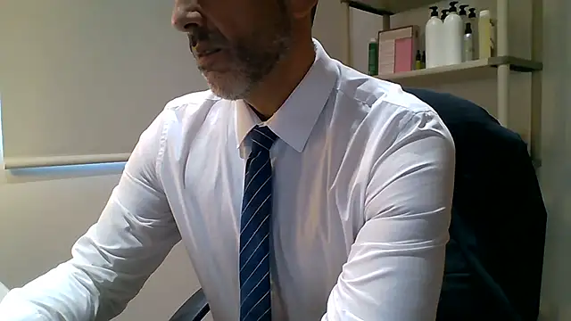 66MA69 online show from 07/10/26, 08:18