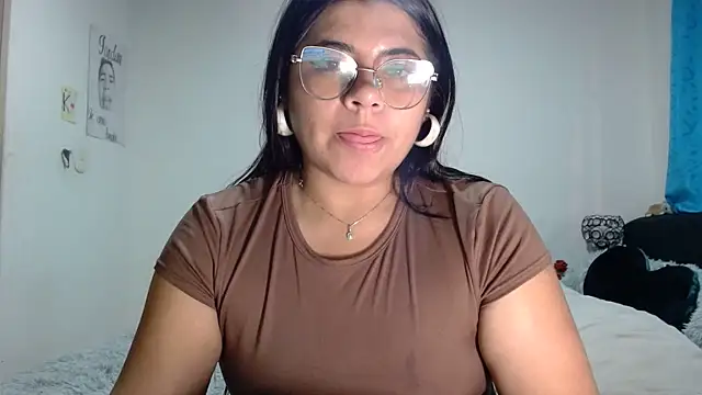 Snapshot of viccky_vick chatting on 07/25/26, 03:04 viccky vick online show from 07/25/26, 03:04