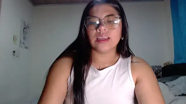 Snapshot of viccky_vick chatting on 07/26/26, 11:22 viccky vick online show from 07/26/26, 11:22