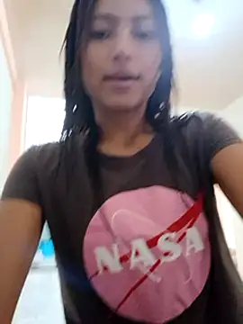 Snapshot of Little_Saori chatting on 02/12/25, 02:10 Little Saori online show from 02/12/25, 02:10