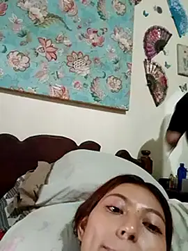 Snapshot of Little_Saori chatting on 02/17/25, 04:26 Little Saori online show from 02/17/25, 04:26