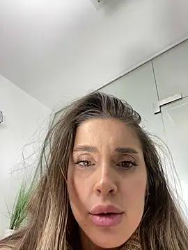 Anya-Ray online show from 02/07/25, 03:08