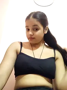 RAYI 123 online show from 10/18/25, 04:37