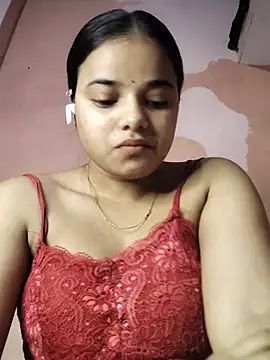 Snapshot of RAYI_123 chatting on 06/26/26, 05:56 RAYI 123 online show from 06/26/26, 05:56