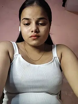 Snapshot of RAYI_123 chatting on 07/15/26, 04:23 RAYI 123 online show from 07/15/26, 04:23