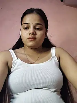 Snapshot of RAYI_123 chatting on 07/17/26, 02:56 RAYI 123 online show from 07/17/26, 02:56