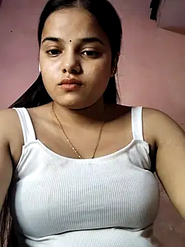 Snapshot of RAYI_123 chatting on 07/20/26, 03:47 RAYI 123 online show from 07/20/26, 03:47