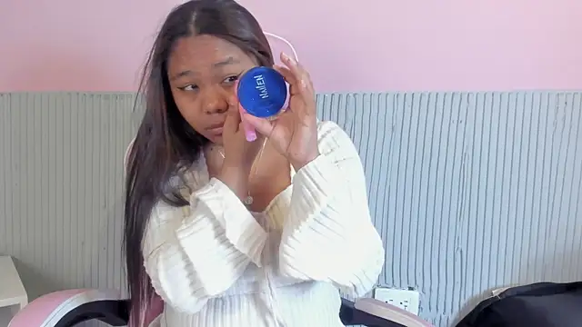 yeikafoxy online show from 01/13/26, 11:04