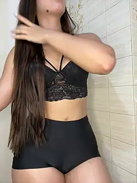 Snapshot of Laryssinhadlc chatting on 02/03/25, 10:54 Laryssinhadlc online show from 02/03/25, 10:54