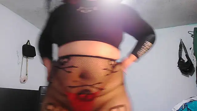 alexandraluv online show from 10/30/25, 10:10