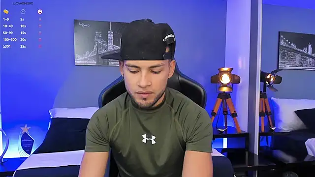 Max Conor1 online show from 10/08/25, 03:09