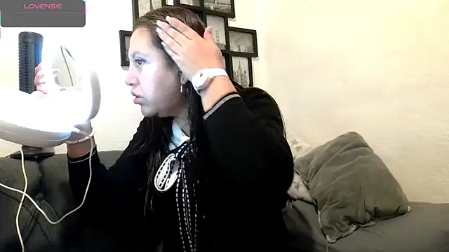 MirandaLatinaLovely online show from 03/07/26, 04:48