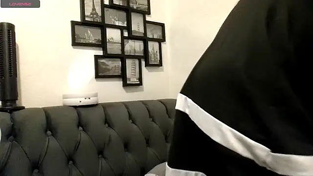 Snapshot of MirandaLatinaLovely chatting on 06/04/26, 05:52 MirandaLatinaLovely online show from 06/04/26, 05:52