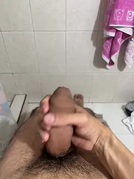 Snapshot of toni1405 chatting on 02/23/26, 03:15 toni1405 online show from 02/23/26, 03:15