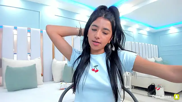 eva roseee online show from 10/28/25, 09:39