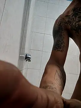 Snapshot of Fo05go chatting on 02/18/26, 12:50 Fo05go online show from 02/18/26, 12:50