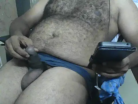 awesomeroc123 online show from 11/07/25, 05:46