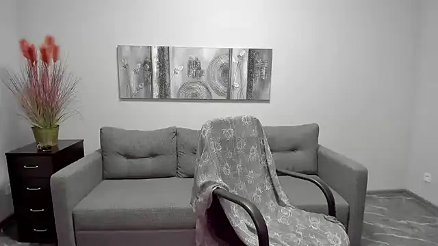 Mira Whites online show from 02/21/25, 06:51