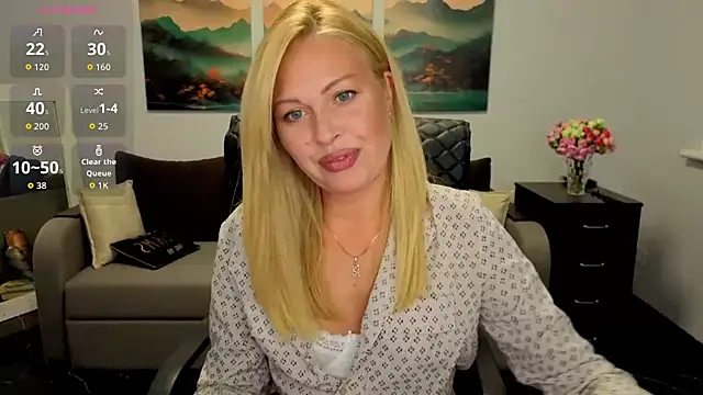 Snapshot of Mira_Whites chatting on 07/29/26, 11:52 Mira Whites online show from 07/29/26, 11:52