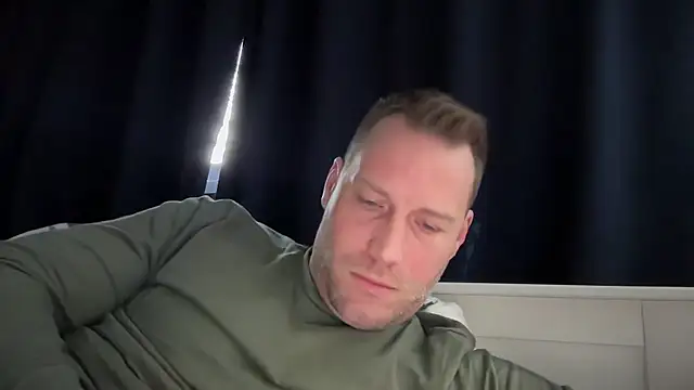 Snapshot of Christian87xxx chatting on 03/15/25, 10:13 Christian87xxx online show from 03/15/25, 10:13