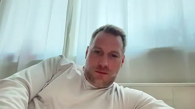 Christian87xxx online show from 02/10/26, 03:27