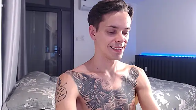 Snapshot of William_Henry_ chatting on 10/06/25, 11:29 William Henry online show from 10/06/25, 11:29