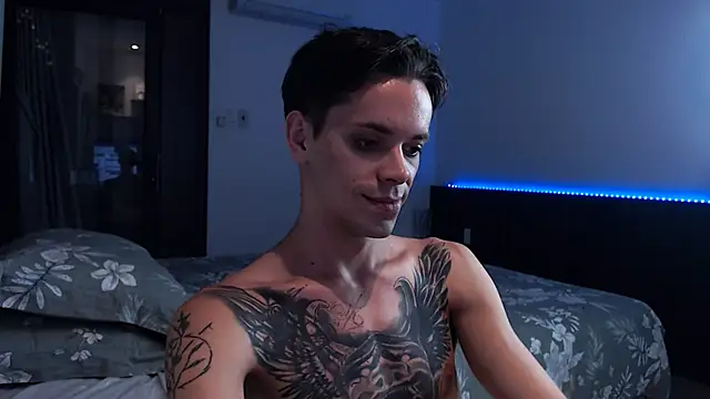 Snapshot of William_Henry_ chatting on 10/07/25, 02:14 William Henry online show from 10/07/25, 02:14