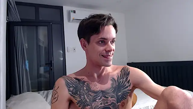 Snapshot of William_Henry_ chatting on 10/16/25, 12:33 William Henry online show from 10/16/25, 12:33