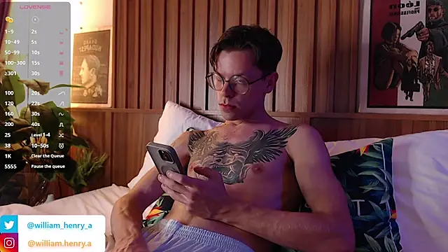 Snapshot of William_Henry_ chatting on 01/06/26, 06:33 William Henry online show from 01/06/26, 06:33