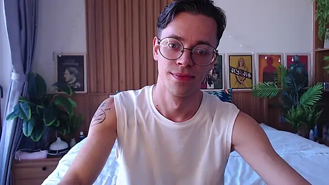 Snapshot of William_Henry_ chatting on 02/14/26, 08:11 William Henry online show from 02/14/26, 08:11