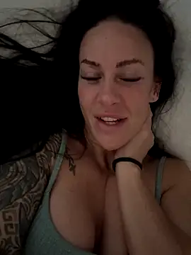 Snapshot of goddess-harper chatting on 09/27/25, 09:14 goddess-harper online show from 09/27/25, 09:14